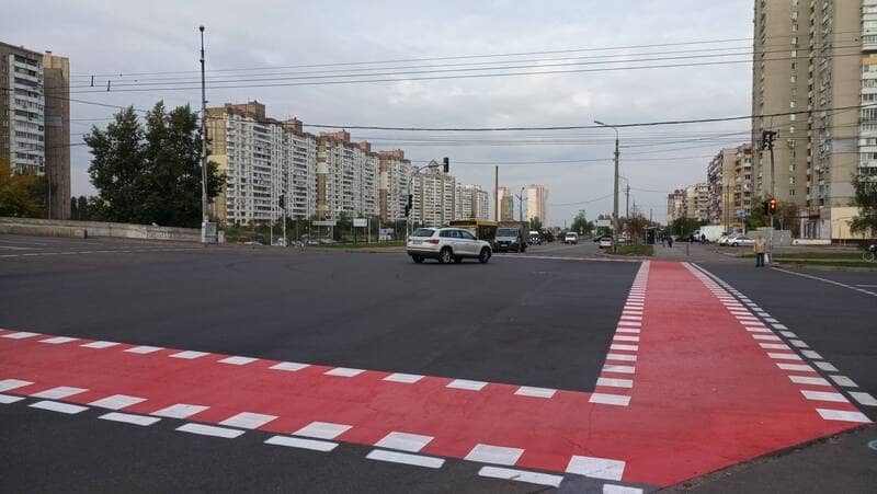 Що в даному випадку позначає ця горизонтальна розмітка ?