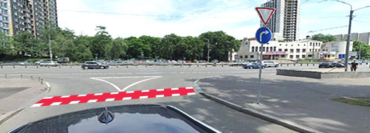 В даному випадку Вам дозволено повернути лише праворуч?